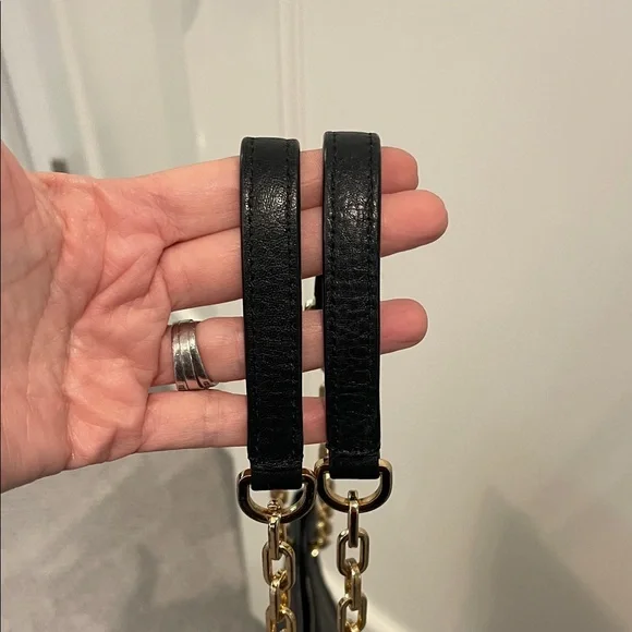 Tory Burch Black Leather Shoulder Bag with Gold Chain - Picture 5 of 7